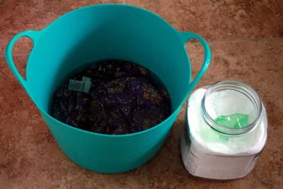stain buckets