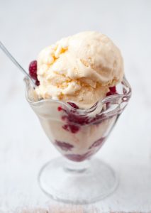 peach sour cream ice cream