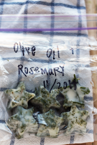 preserve fresh garden herbs