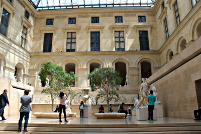 louvre courtyard